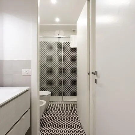 Lejlighed Gorizia Modern One Bedroom By Halldis Milano